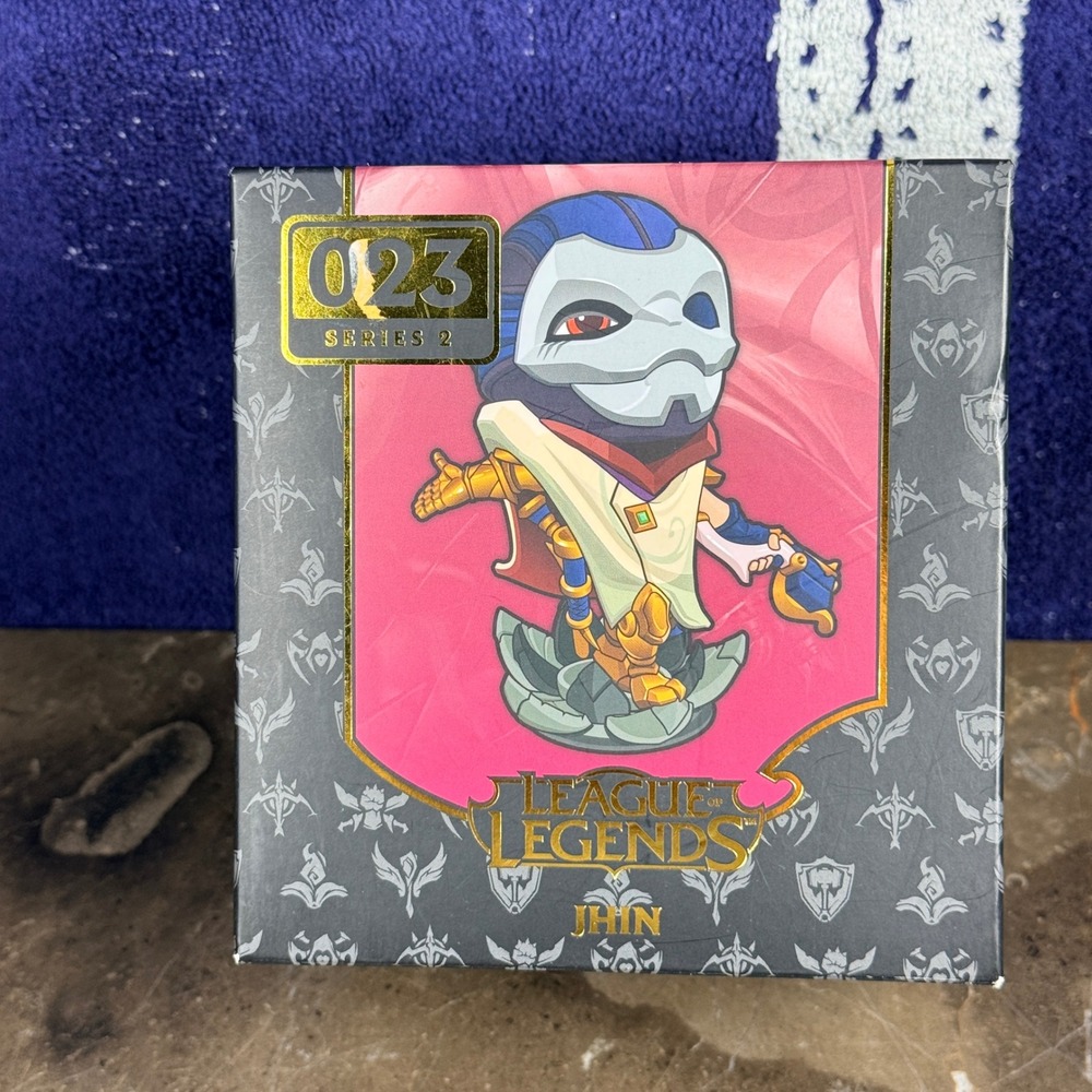 Riot Games League of Legends Jhin Figure Series 2 023  Multicolor Toy